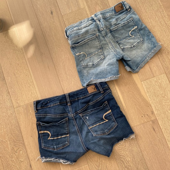 American Eagle high waisted shorts - Picture 2 of 5